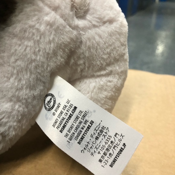 Disney Moana Pua Pig Stuffed Plush Pig - Picture 4 of 5